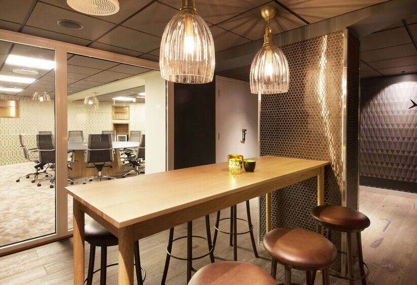 هتل Scandic St. Olavs Plass