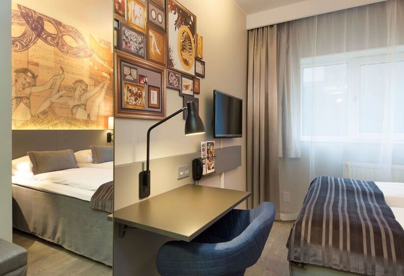 هتل Scandic St. Olavs Plass