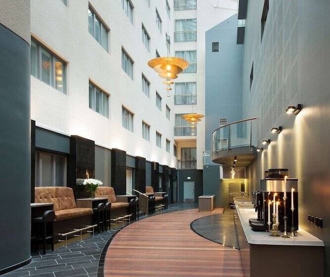 هتل Scandic St. Olavs Plass