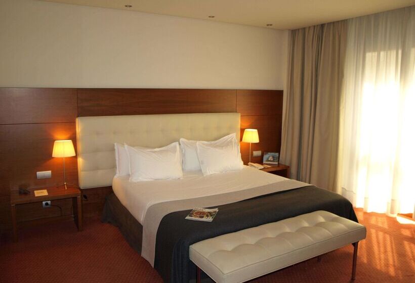 酒店 Silken Coliseum