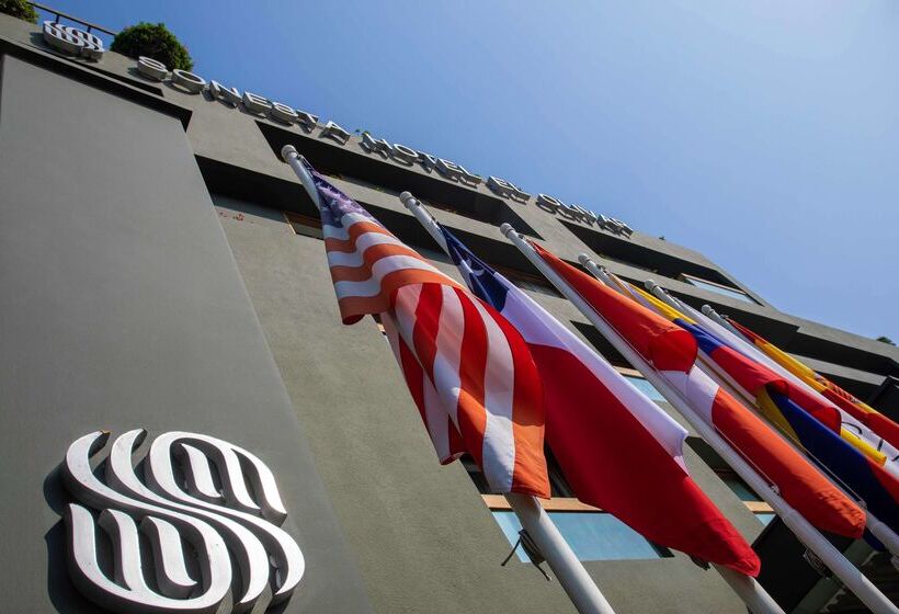 Sonesta Hotel El Olivar