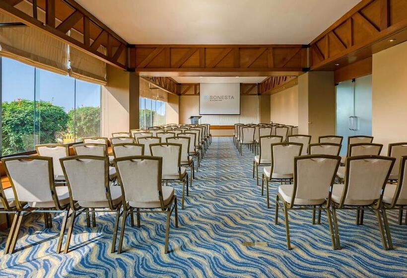 Sonesta Hotel El Olivar