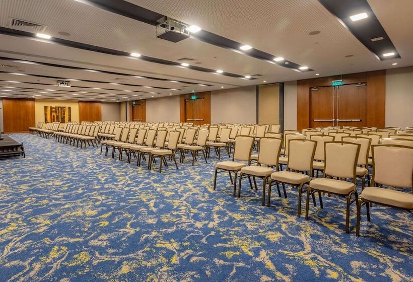 Sonesta Hotel El Olivar