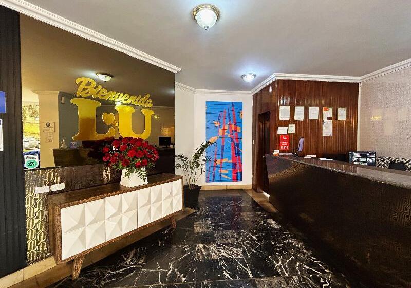 ホテル Stanford Suites