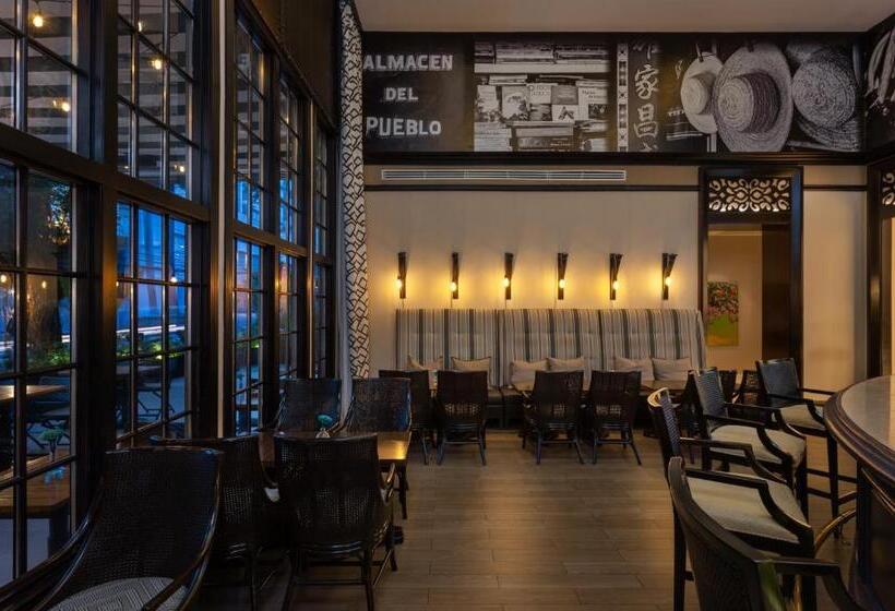 فندق Bristol Panama, A Registry Collection