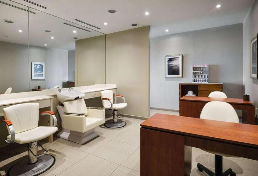 فندق Bristol Panama, A Registry Collection