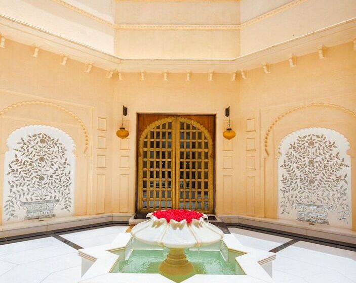 ホテル The Oberoi Udaivilas Udaipur
