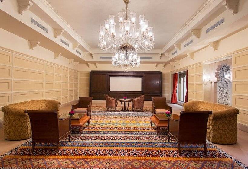 ホテル The Oberoi Udaivilas Udaipur