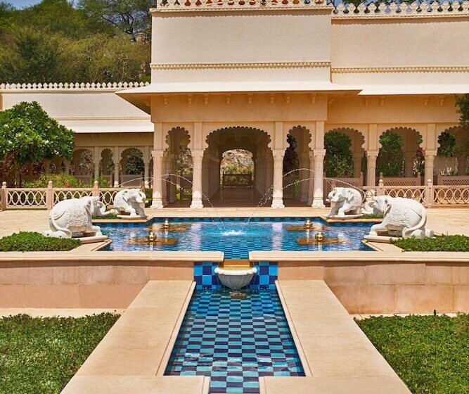 ホテル The Oberoi Udaivilas Udaipur