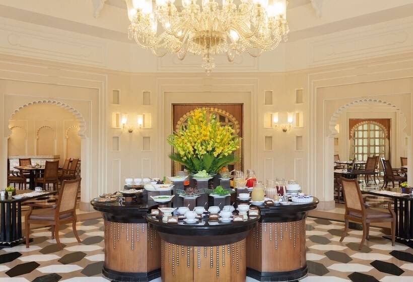 ホテル The Oberoi Udaivilas Udaipur