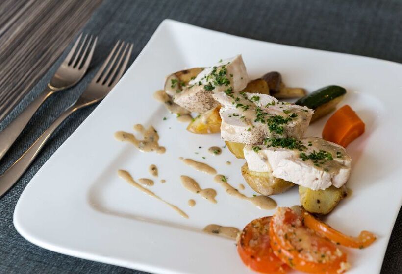 Отель The Originals City, Hôtel La Terrasse, Tours Nord