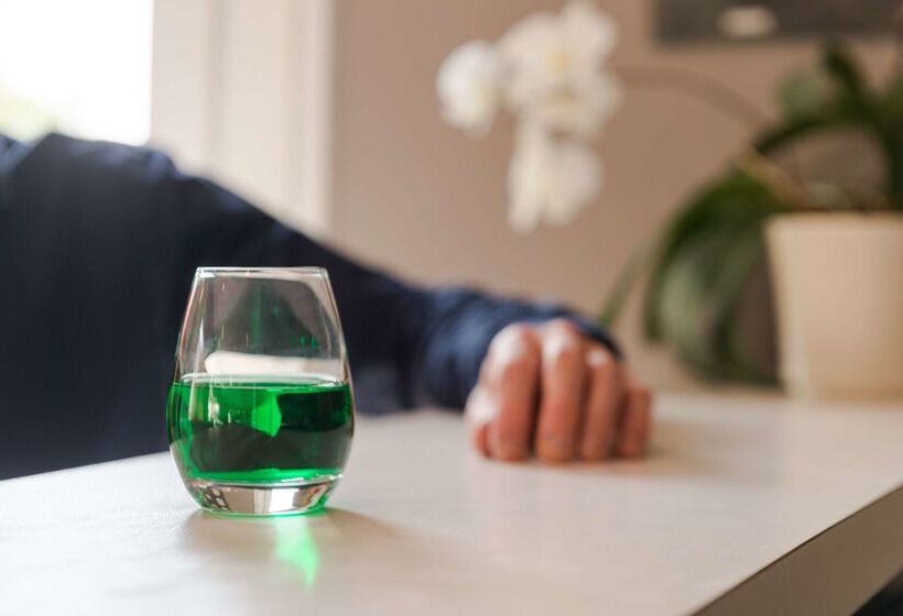 Отель The Originals City, Hôtel La Terrasse, Tours Nord