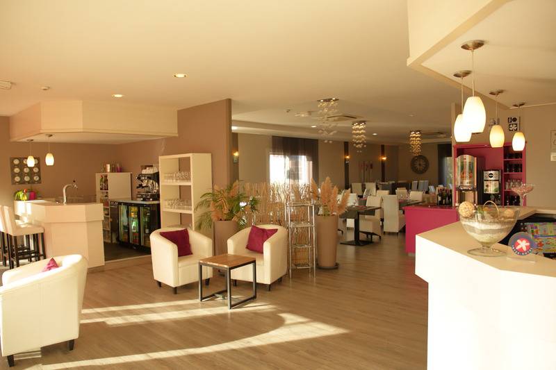 Отель The Originals City, Hôtel La Terrasse, Tours Nord