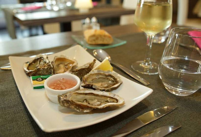 Отель The Originals City, Hôtel La Terrasse, Tours Nord