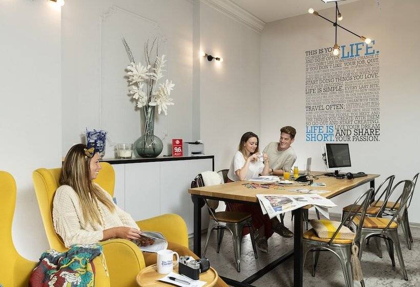 Three Corners Hotel Anna