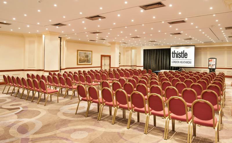 호텔 Thistle London Heathrow Terminal 5