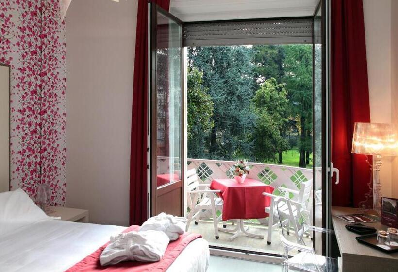 هتل Tiziano Gruppo Mini