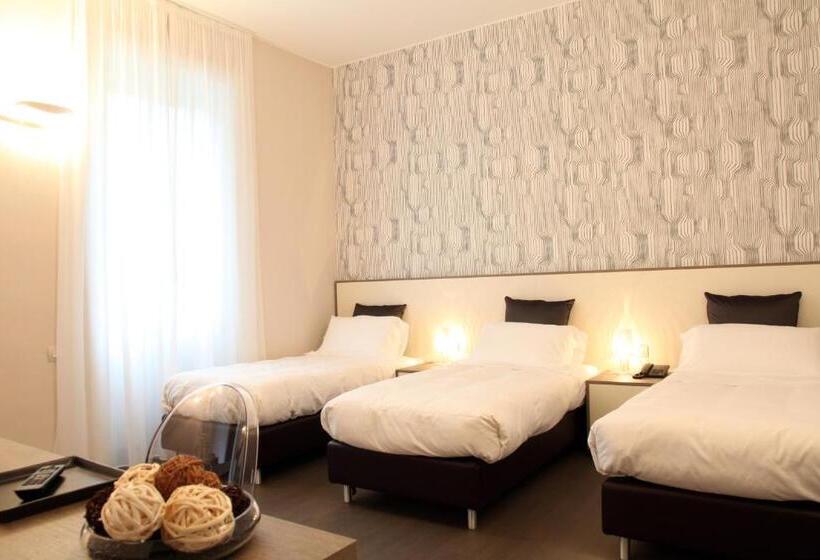 هتل Tiziano Gruppo Mini