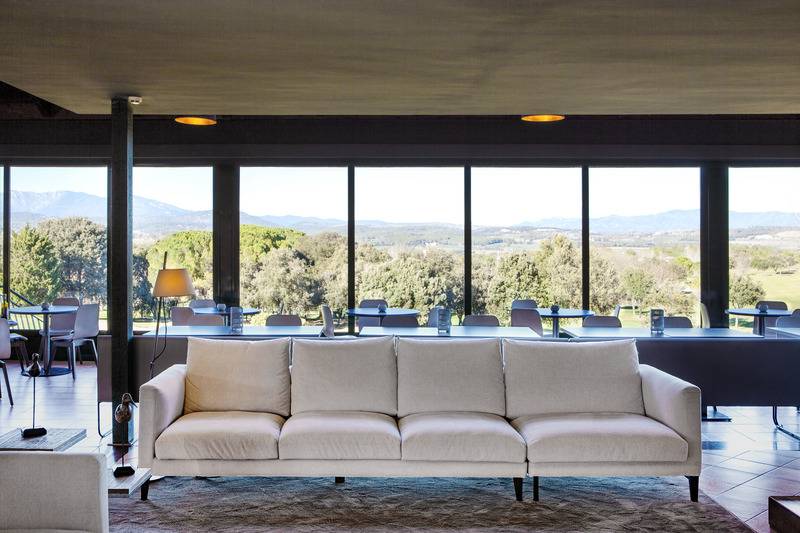 هتل Torremirona Golf & Spa