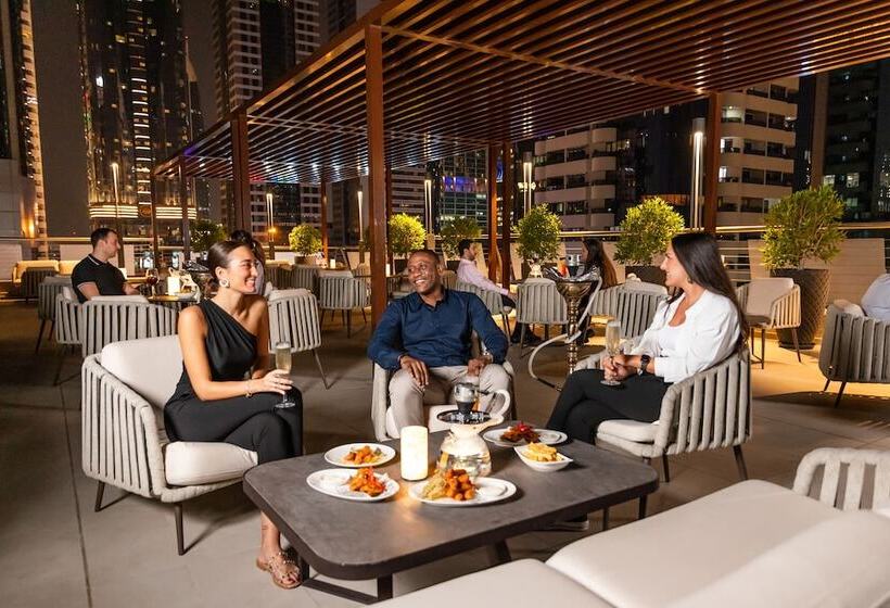 هتل Towers Rotana   Dubai