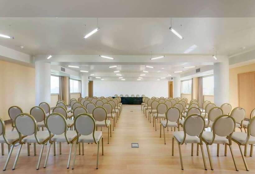 ホテル Tryp By Wyndham Porto Expo