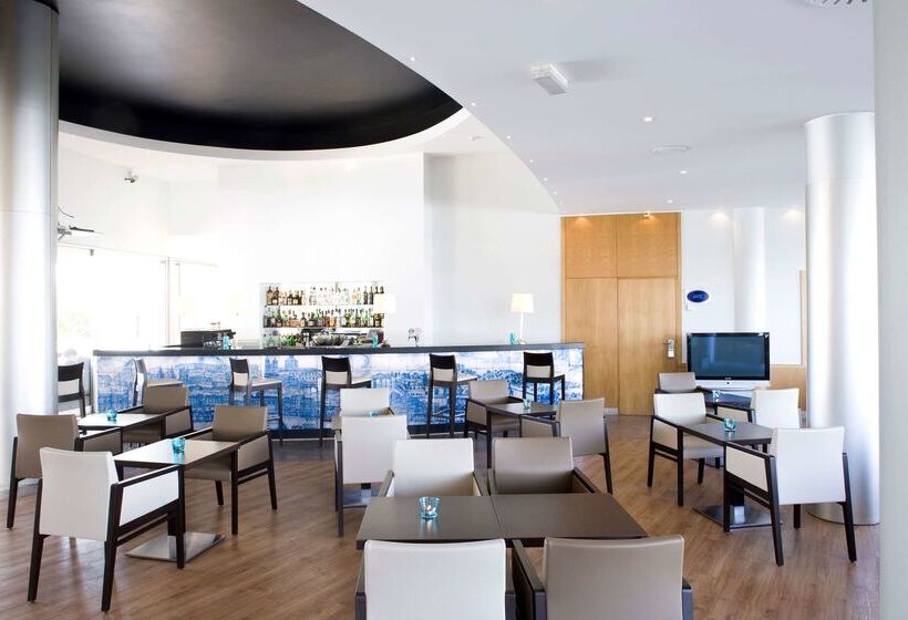 فندق Tryp By Wyndham Porto Expo