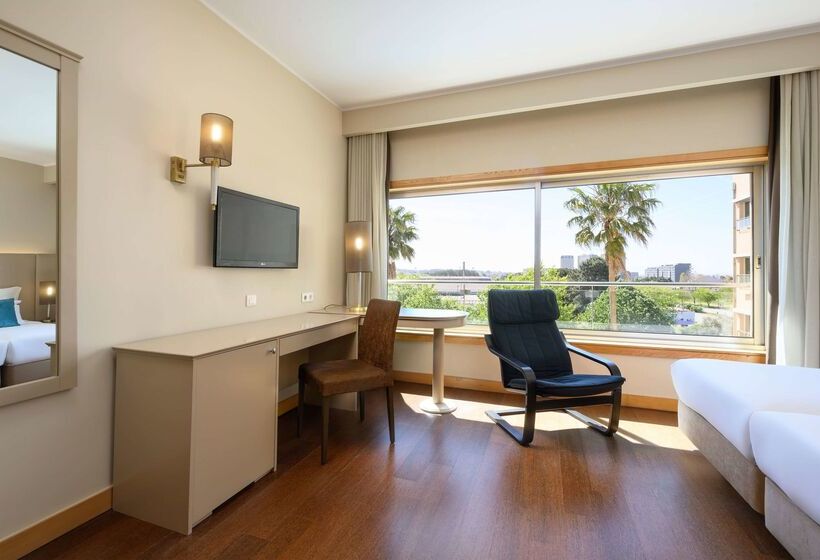 فندق Tryp By Wyndham Porto Expo