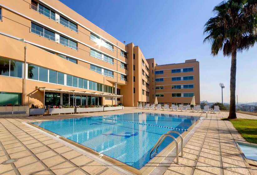 فندق Tryp By Wyndham Porto Expo