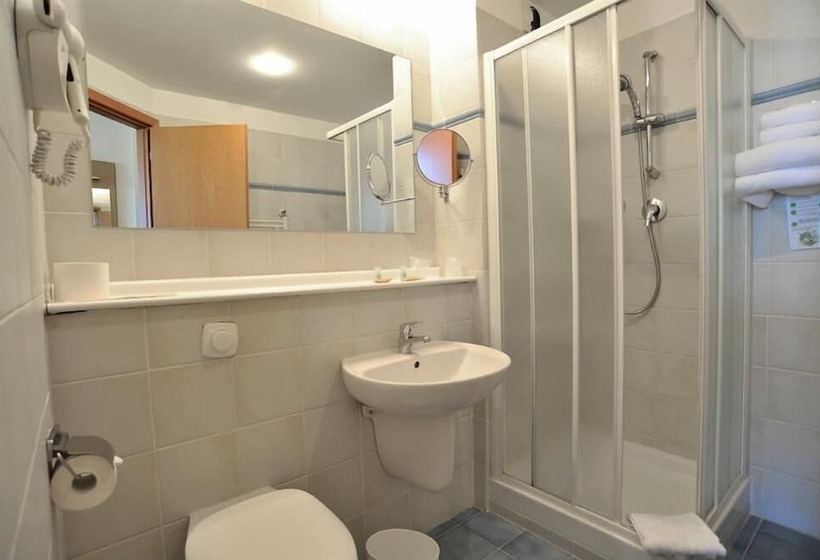 בית מלון כפרי Tulip Inn Turin South