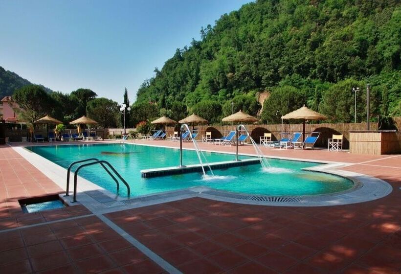 Отель Villaggio Albergo San Lorenzo E Santa Caterina