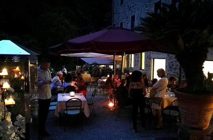 Отель Villaggio Albergo San Lorenzo E Santa Caterina