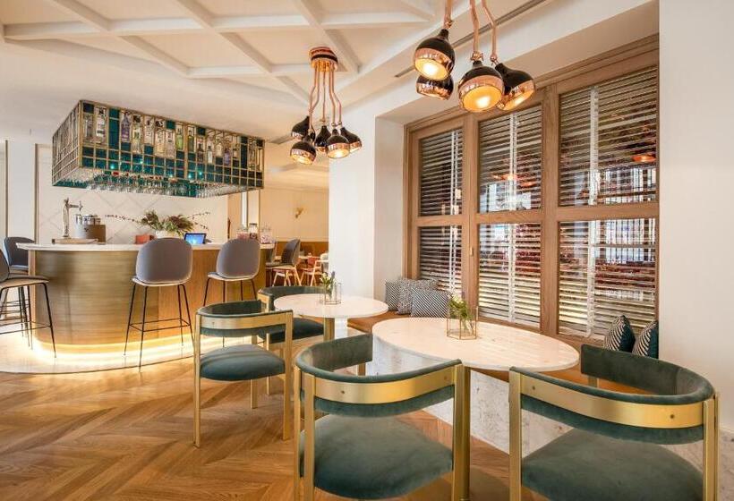 هتل Vincci Centrum