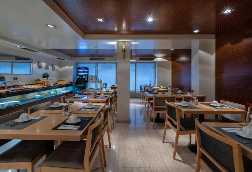 ホテル Vincci Puertochico