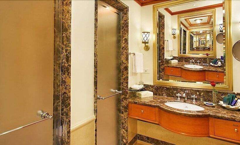 هتل Wildflower Hall, An Oberoi Resort, Shimla