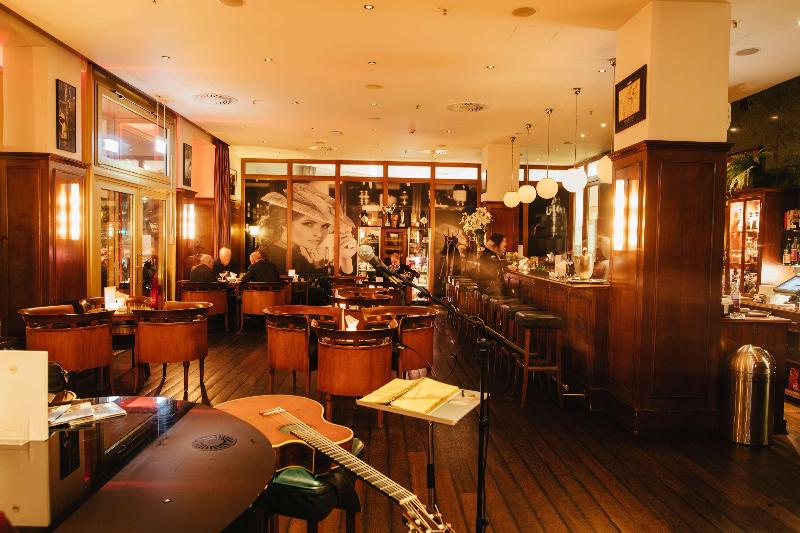 레지던스 Lindner Hotel Frankfurt Main Plaza, Part Of Jdv By Hyatt