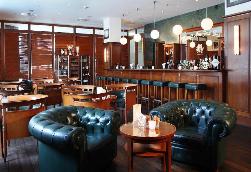 住所  Lindner Hotel Frankfurt Main Plaza, Part Of Jdv By Hyatt