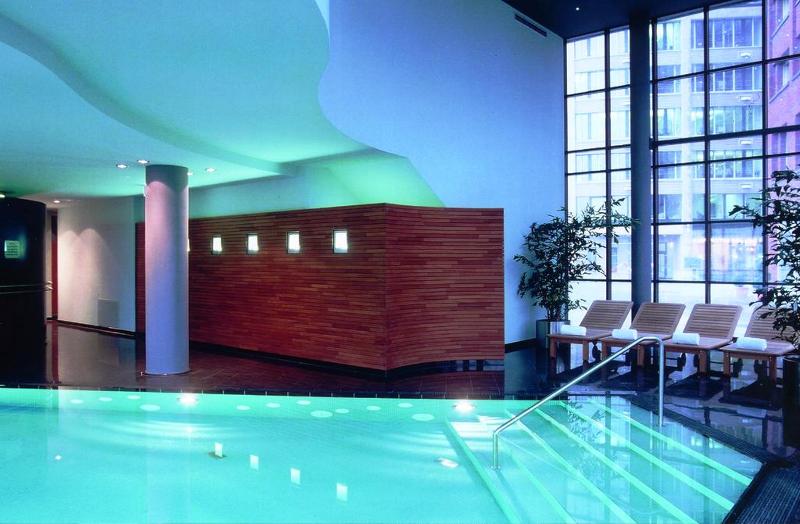 레지던스 Lindner Hotel Frankfurt Main Plaza, Part Of Jdv By Hyatt