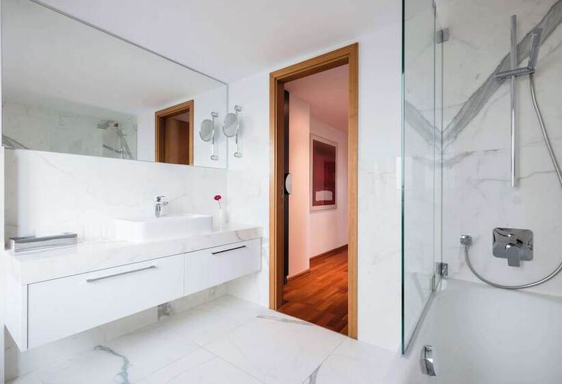 레지던스 Lindner Hotel Frankfurt Main Plaza, Part Of Jdv By Hyatt