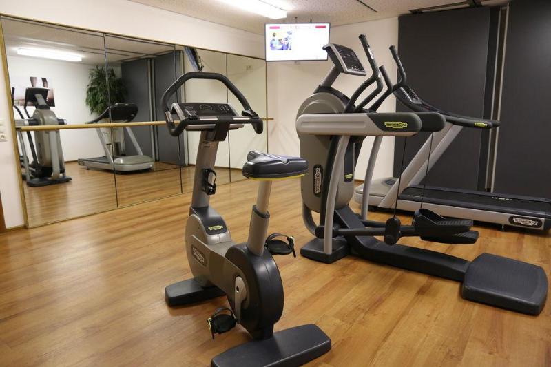 레지던스 Lindner Hotel Frankfurt Main Plaza, Part Of Jdv By Hyatt