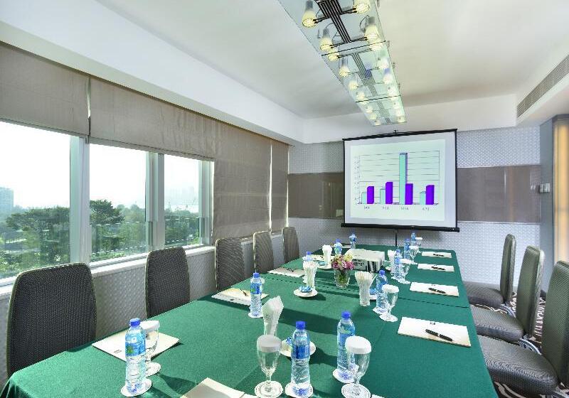 Metropark Hotel Causeway Bay Hk