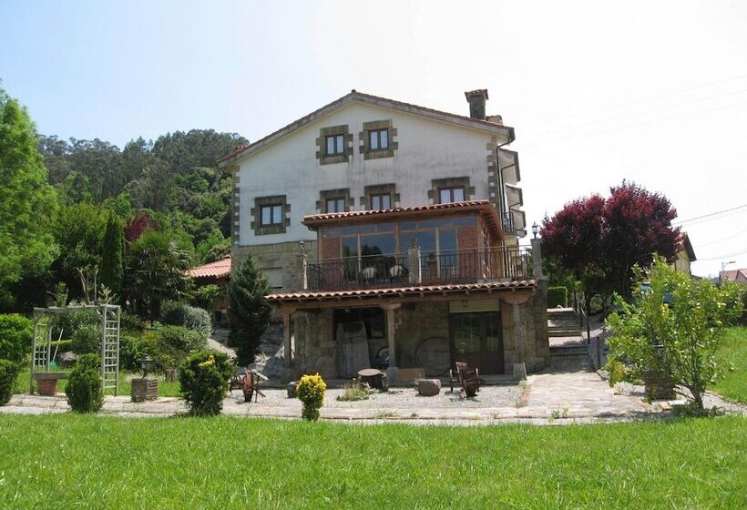 פנסיון Posada La Anjana