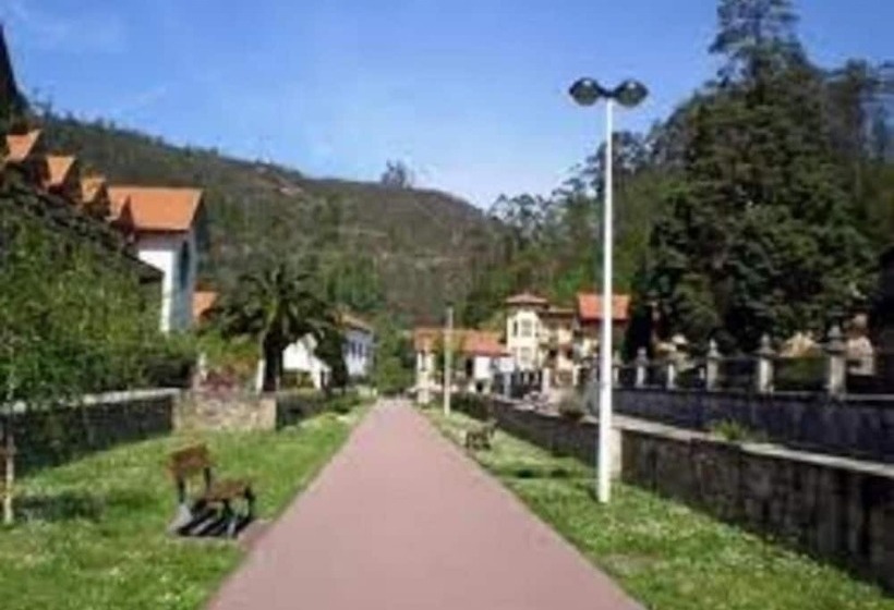 פנסיון Posada La Anjana