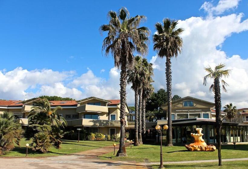 리조트 Villa Undulna  Terme Della Versilia