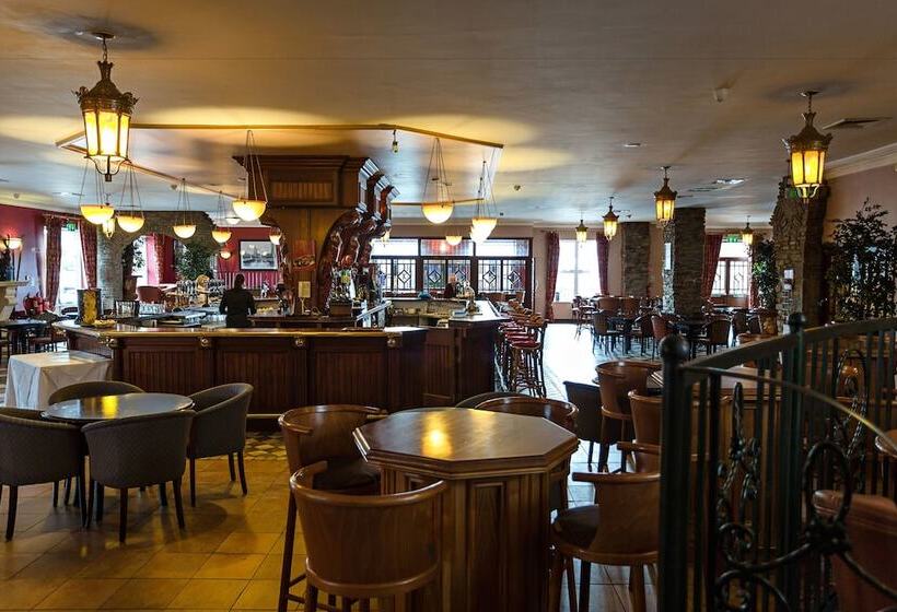 Sheldon Park Hotel And Leisure Club