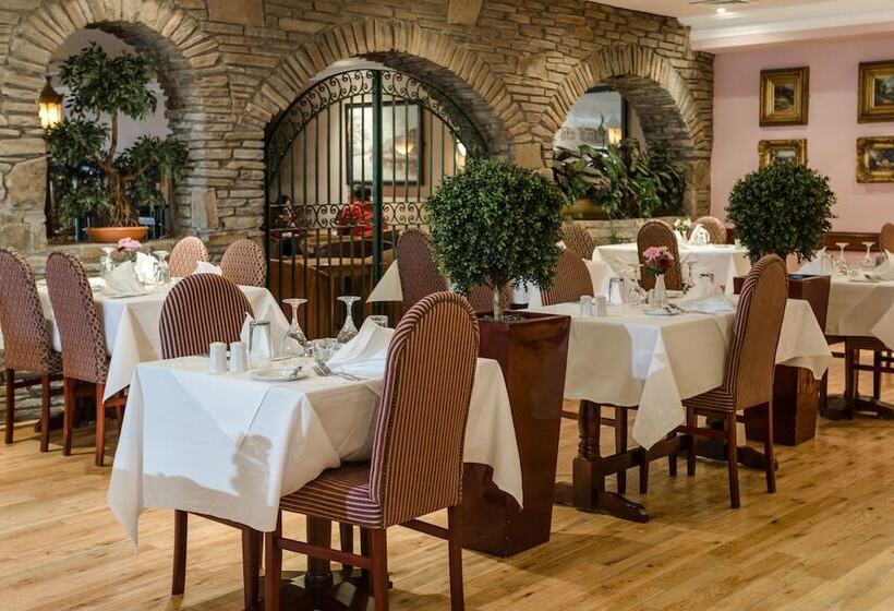 Sheldon Park Hotel And Leisure Club