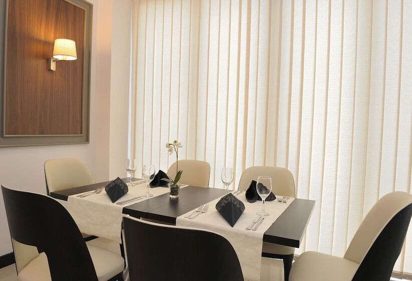 The Apartments, Dubai World Trade Centre