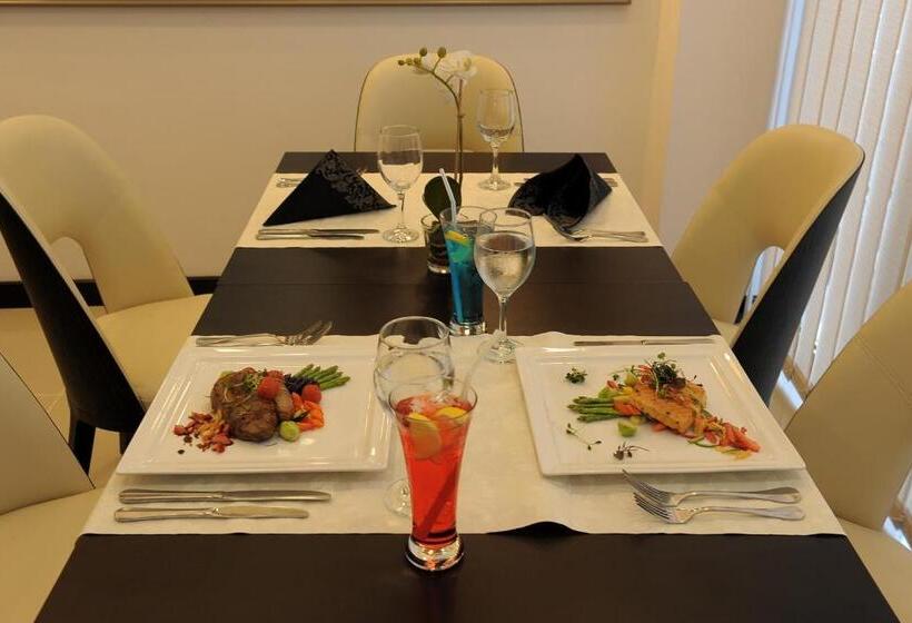 The Apartments, Dubai World Trade Centre