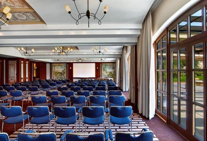 The St. Regis Mardavall Mallorca Resort