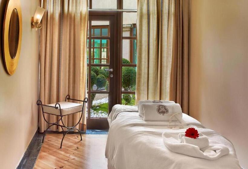 The St. Regis Mardavall Mallorca Resort