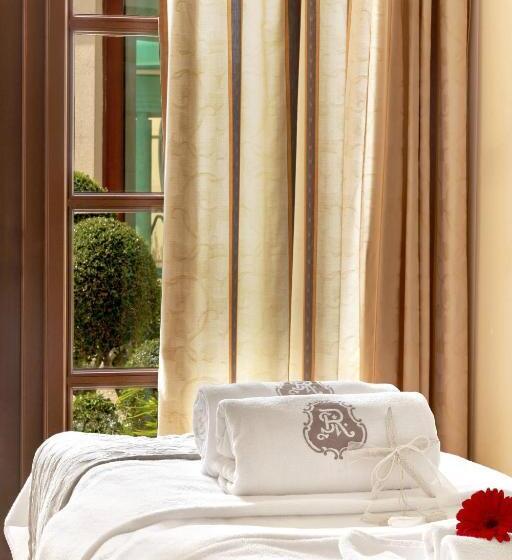 The St. Regis Mardavall Mallorca Resort